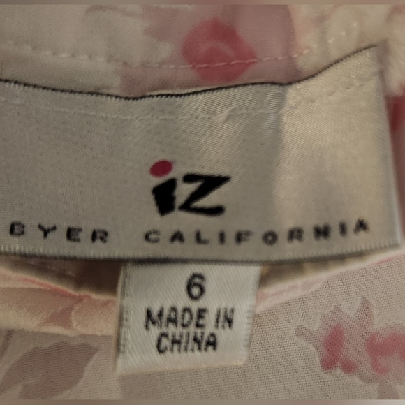 Kids clothes! Girls sz 6 skirt outfit, sz 6/6x distressed denim shorts - Picture 4 of 7